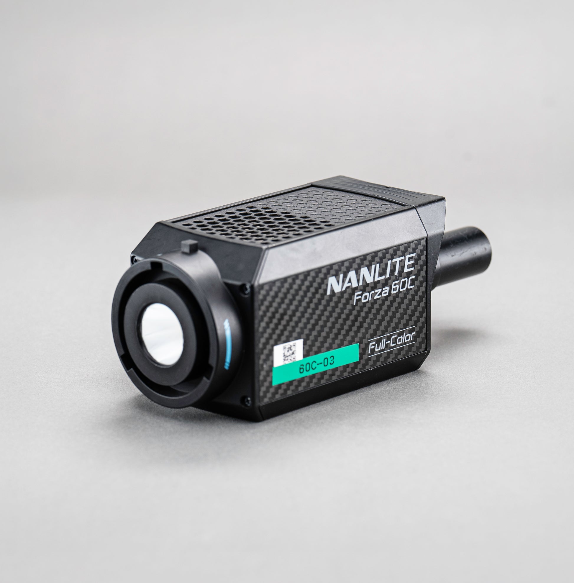 Nanlite Forza 60C 全彩 LED 聚光燈 (Basic+, Advance, Pro會員租用)