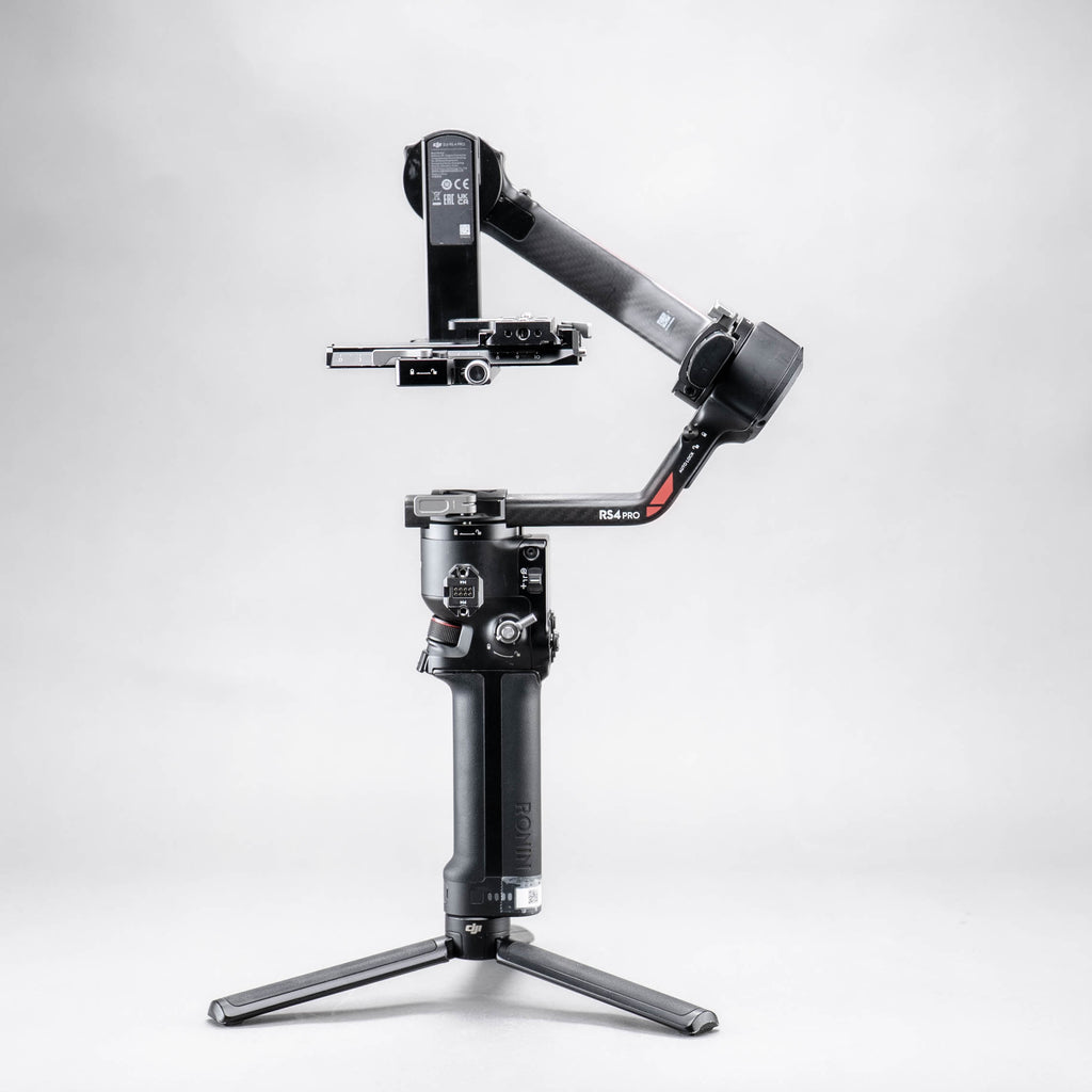 DJI RS 4 Pro 三軸相機穩定器 (租用)
