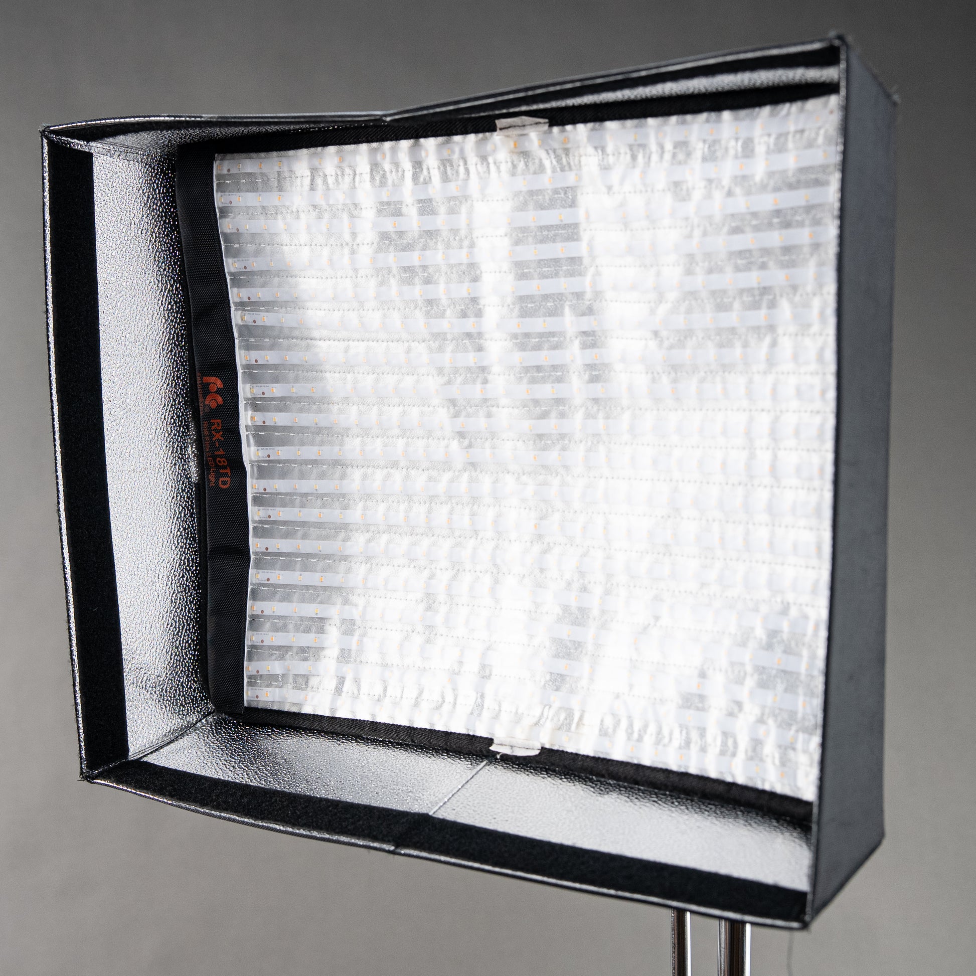 Falconeyes 銳鷹 RX-18TD  LED 布燈（Basic, Basic+, Advance, Pro會員租用）