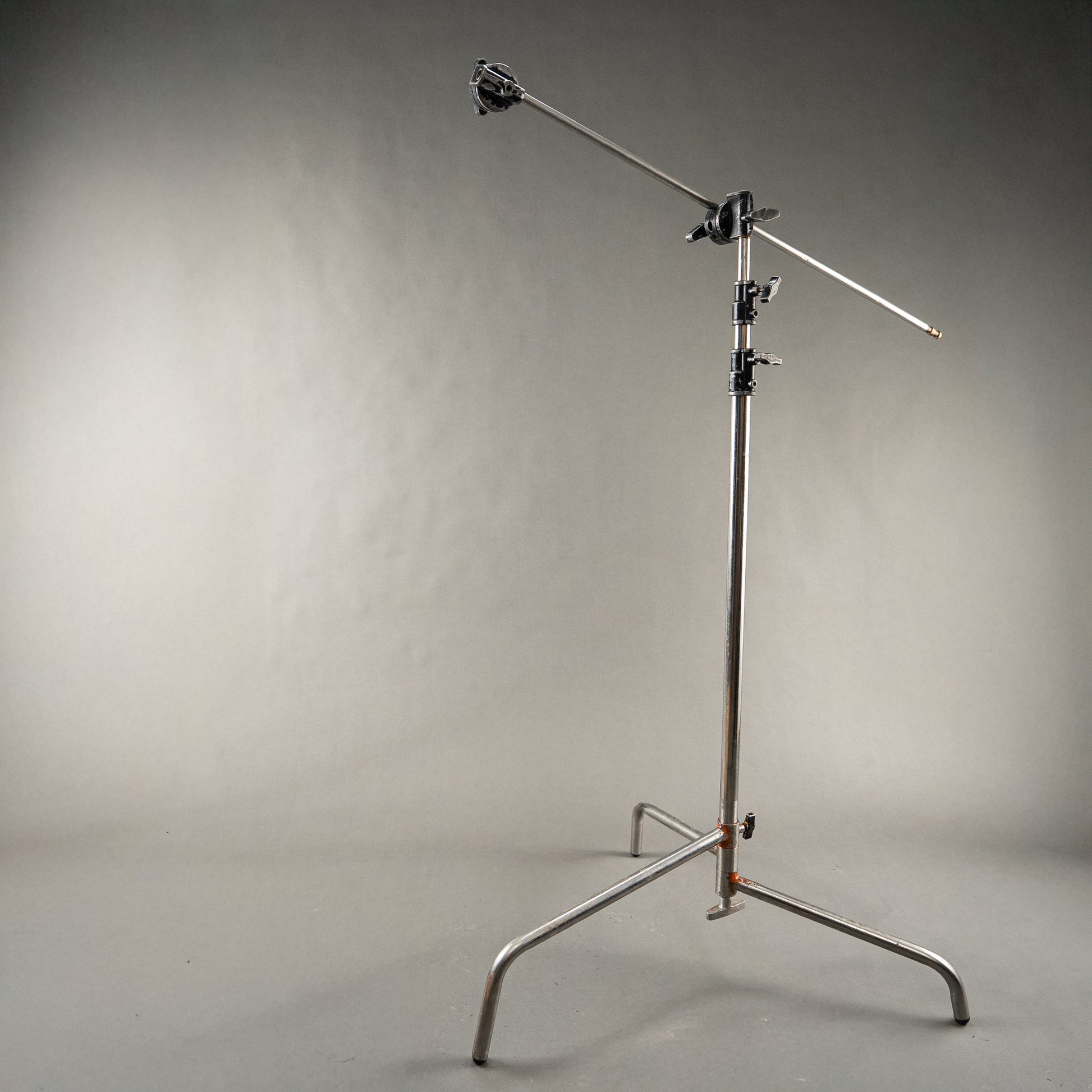 C-stand 專業燈光腳架（Century Stand）(Basic+, Advance, Pro會員租用）