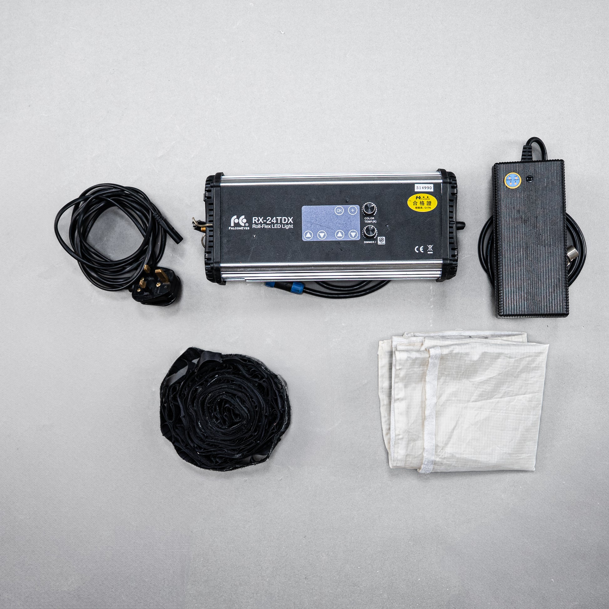 FalconEyes RX-24TDX II 可彎曲柔性 LED 燈板（租用）